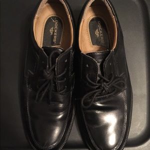 Dockers dress shoes size 9